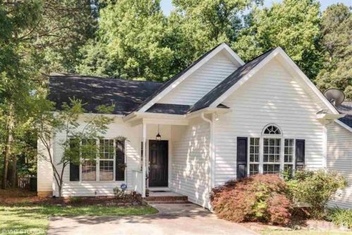 104 Lemon Drop Cir, Apex, NC 27502-1849