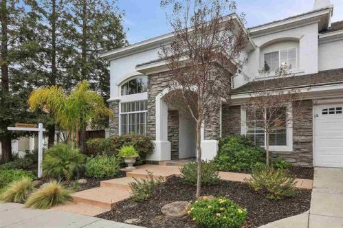 981 Rolling Woods Way, Concord, CA 94521-5420