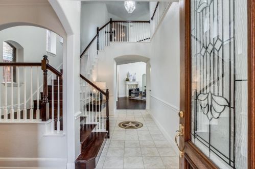 6905 Medallion Dr, Plano TX  75024-7550 exterior