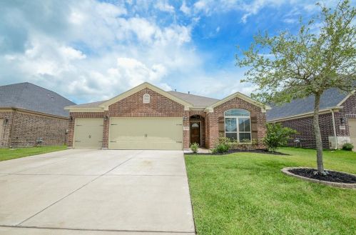 2822 Krenek Ct, Richmond TX  77471-6324 exterior