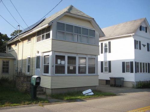 14 South St, Niantic, CT 06357-2608
