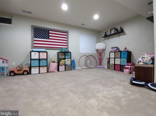 198 Ridge View Ln, Hanover PA 17331-7466 exterior