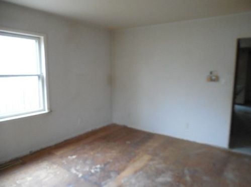 241 9th Ave, Kankakee, IL 60901-3542
