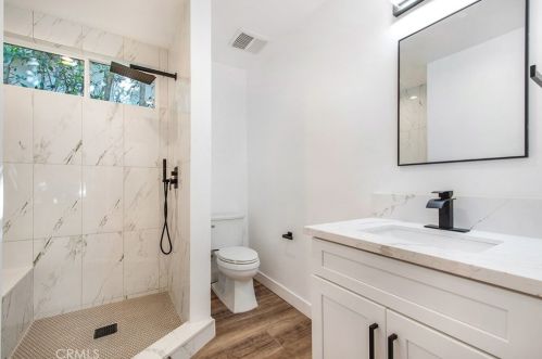 5510 Burnet Ave, Van Nuys CA  91411-3508 exterior