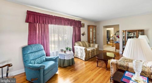 204 Main St, Harrison Township, NJ 08062-2600