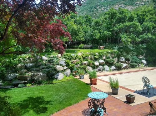 11925 Brookglen Dr, Sandy UT 84092-7149 exterior