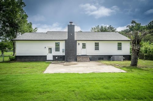 256 Columbia Dr, Ladson SC  29456-6208 exterior