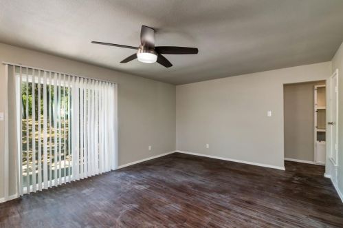 3611 Martin St, Fort Worth TX  76119-4929 exterior
