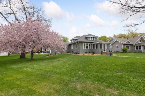3121 Xenwood Ave, Minneapolis, MN 55416-2133