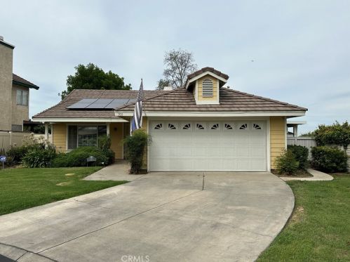 551 Carnes Cir, Redlands, CA 92374-4209
