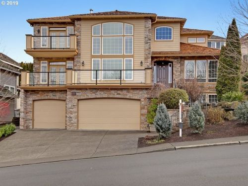 2418 Woodrose Dr, Portland, OR 97229-8397