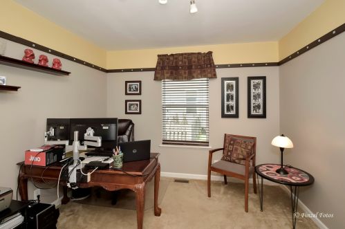 1690 Rockport Rd, Pingree Grove IL  60140-9062 exterior