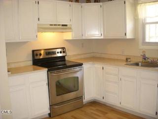 23 Wopowog Trl, Huntington CT  06484-5451 exterior