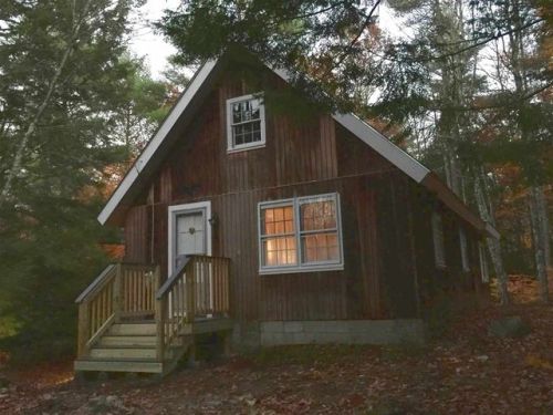77 Homestead Ln, Barrington, NH 03825-5020