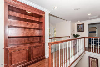 58 Thunder Mountain Rd, Greenwich CT  06831-3233 exterior