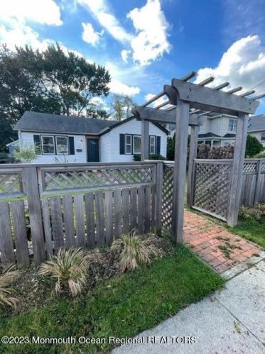 93 Westside Ave, Tinton Falls NJ  07701-1451 exterior