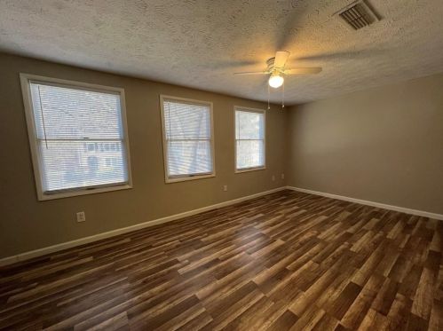 8835 Long Beach Cir, Atlanta GA  30350-2208 exterior