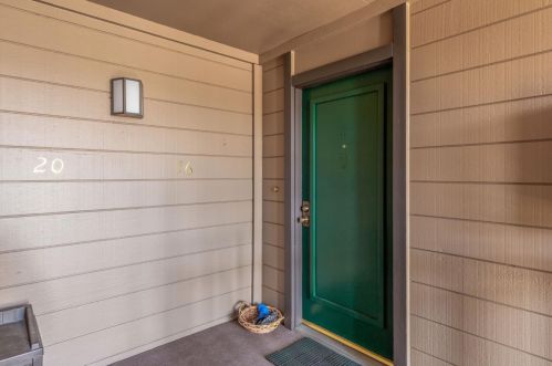 1963 Rock St, Mountain View CA  94043-2550 exterior