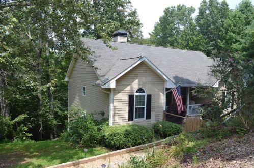 132 Sequoyah Pl, Dahlonega, GA 30533-5680