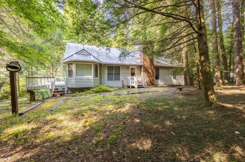 1102 Soque Wilderness Rd, Clarkesville, GA 30523-0027