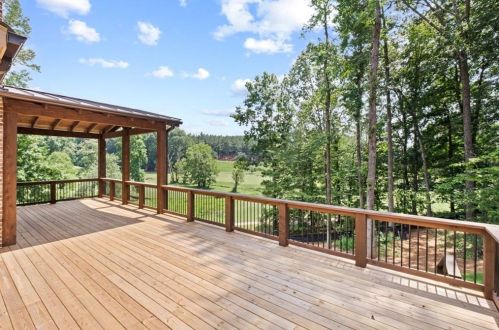 185 Grandmar Chase, Holly Springs GA  30115-6498 exterior