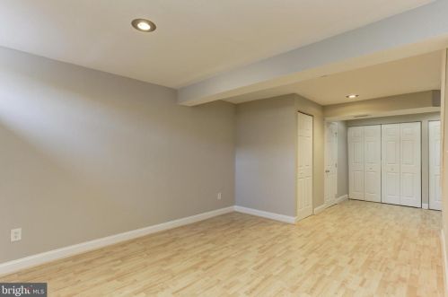 28 Avonshire Ct, Silver Spring MD 20904-6712 exterior