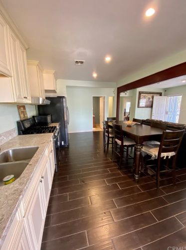 9435 Philbin Ave, Riverside CA  92503-8616 exterior