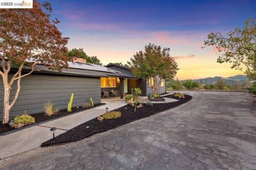 12 Bates Blvd, Orinda, CA 94563-2804