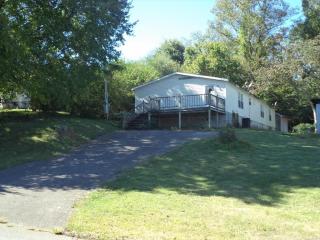 527 Chamberlain Ave, Ozone TN  37854-2317 exterior
