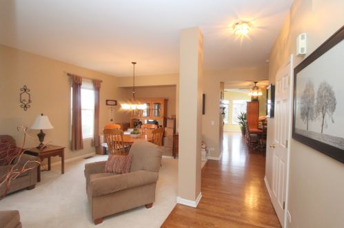 740 Verdi St, Bull Valley, IL 60098-8022