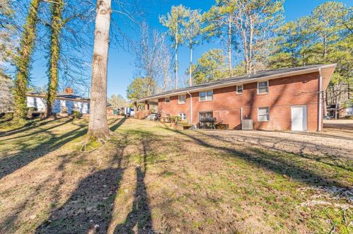 1161 Braemar Ave, Atlanta GA  30311-3017 exterior