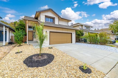 1143 Araquipa Ct, Vacaville, CA 95687-6573