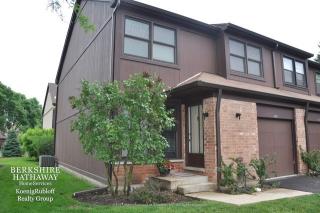 305 Kingswood Ln, Wheeling, IL 60090-3143