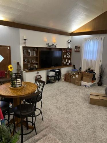 2622 Home Orchard Dr, Springfield OH  45503-2342 exterior