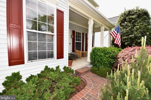 8884 Whitchurch Ct, Bristow, VA 20136-2005