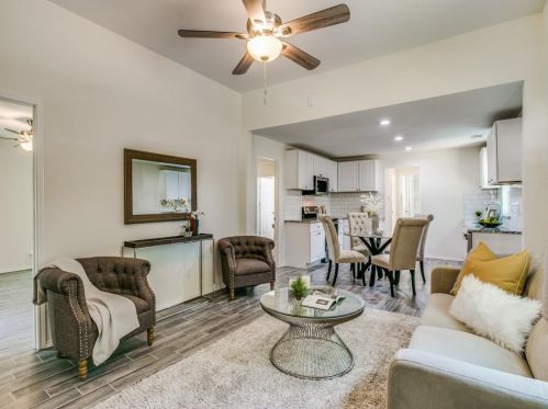 202 Graves St, Midlothian, TX 76063-2057