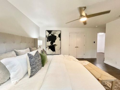 4300 Burney Dr, Austin TX  78731-1208 exterior