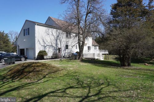 4 Heirloom Rd, Flemington, NJ 08822-7122