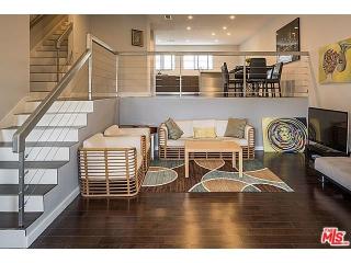 6020 Etiwanda Ave, Los Angeles CA  91356-1662 exterior