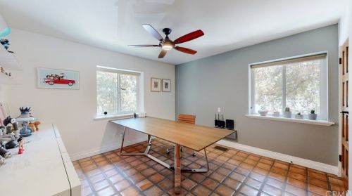 2471 Chevy Chase Dr, Glendale CA  91205-3085 exterior