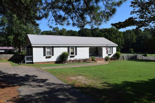 2035 Greenville Rd, Lagrange, GA 30241-8254