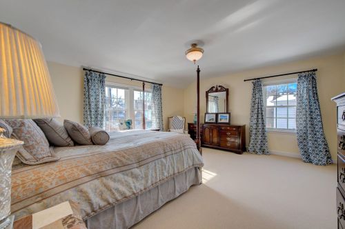 1206 Bayard Ave, Saint Paul MN  55116-1637 exterior