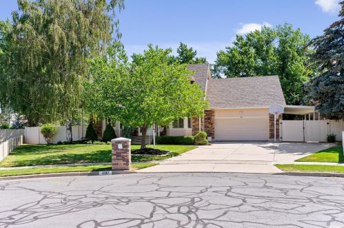 2187 Laver Ct, Sandy UT 84092-4112 exterior