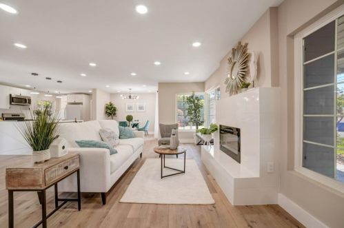 1698 La Bonita Way, Concord CA  94519-1924 exterior