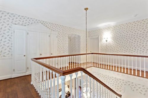 2867 Habersham Rd, Atlanta GA  30305-2939 exterior