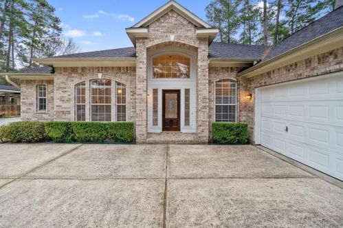 30 Taupewood Pl, Conroe TX  77384-5020 exterior