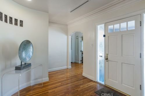1624 Thurber Pl, Glendale, CA 91201-1255