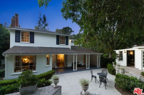 2480 Chevy Chase Dr, Glendale CA  91206-1845 exterior