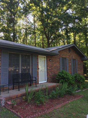 20 Willow Ct, Newnan, GA 30263-3014
