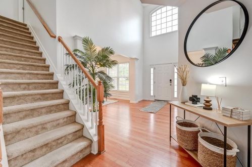 2764 Glenlocke Cir, Atlanta GA  30318-0679 exterior